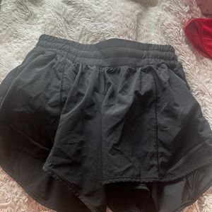 Lululemon size 2 hotty hot shorts
